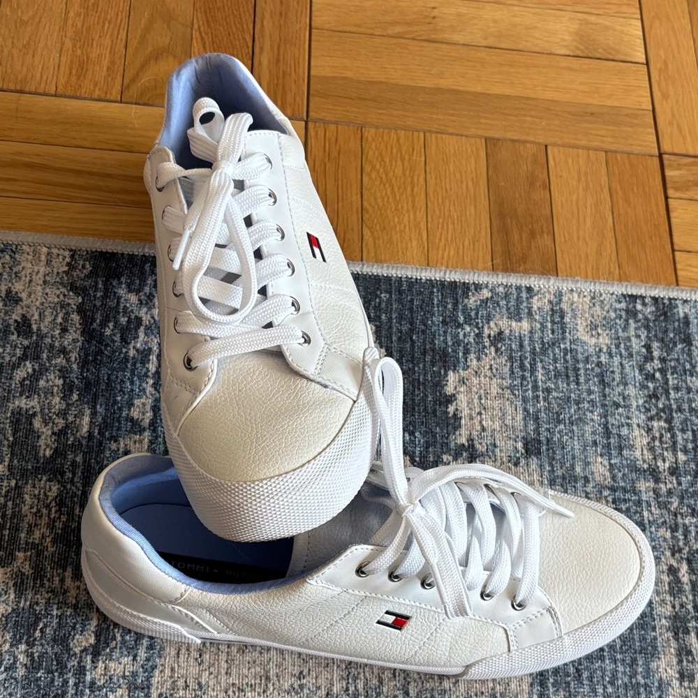 Tommy Hilfiger White Leather Sneakers